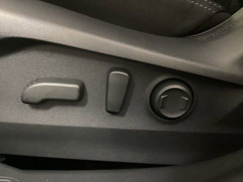 Certified 2025 Subaru Outback Premium AWD/4WD image 13