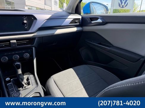 Used 2023 Volkswagen Taos SE w/ Panoramic Sunroof Package AWD/4WD image 34