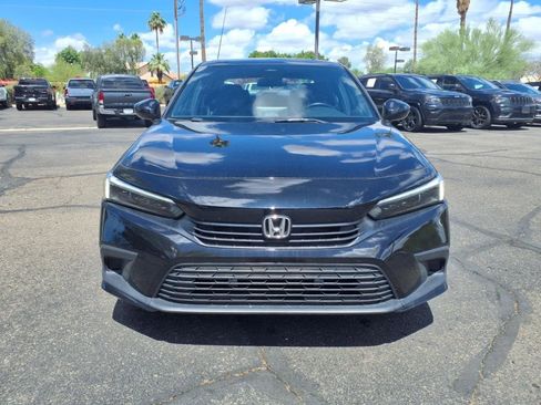 Used 2023 Honda Civic Sport image 2