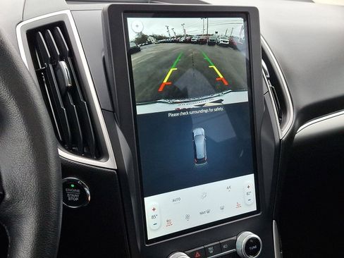 Certified 2022 Ford Edge SEL w/ Convenience Package AWD/4WD image 18