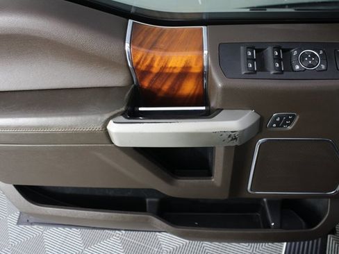 Used 2020 Ford F250 King Ranch w/ King Ranch Ultimate Package image 14