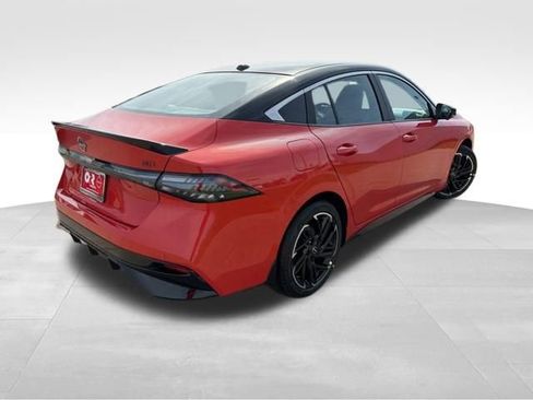 New 2026 Nissan Sentra SR FWD image 2