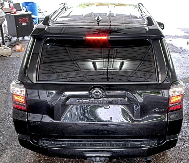 Used 2022 Toyota 4Runner SR5 Premium w/ Moonroof Package AWD/4WD image 5