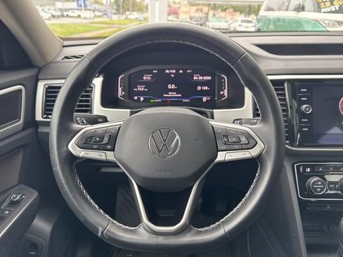 Used 2022 Volkswagen Atlas SE w/ Panoramic Sunroof Package AWD/4WD image 10