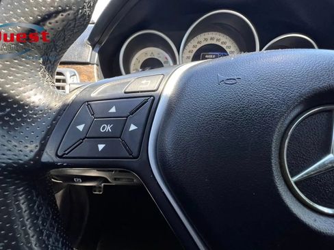 Used 2015 Mercedes-Benz E 400 Sedan w/ Driver Assistance Package image 35