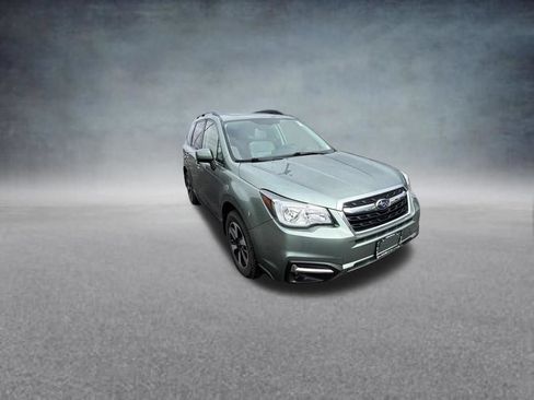 Used 2017 Subaru Forester 2.5i Premium w/ All-Weather Package AWD/4WD image 8