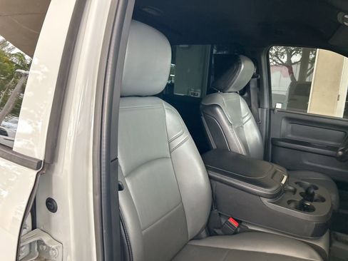 Used 2023 RAM 3500 Tradesman image 20