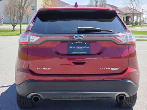 Used 2018 Ford Edge Titanium w/ Equipment Group 301A AWD/4WD image 7
