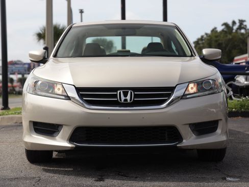 Used 2015 Honda Accord LX image 19