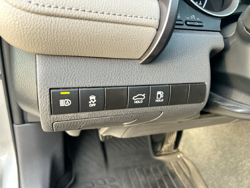 Used 2023 Toyota Camry LE FWD image 14
