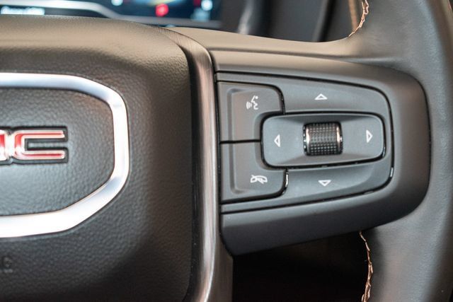Used 2024 GMC Yukon AT4 w/ AT4 Premium Package AWD/4WD image 27