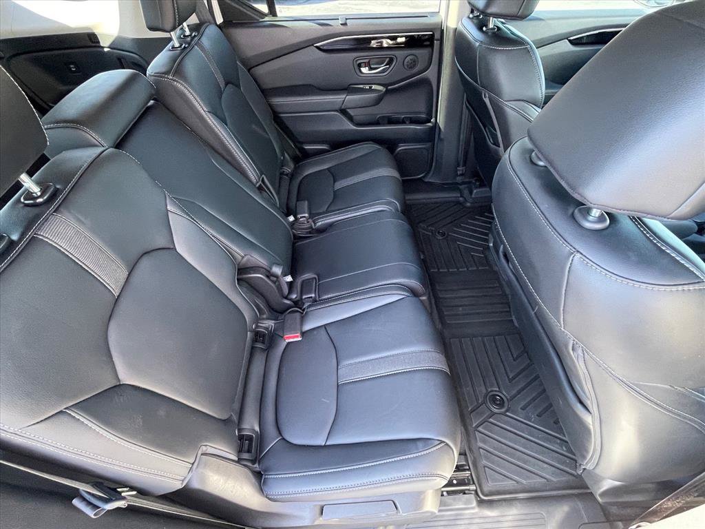 Used 2025 Honda Pilot EX-L image 27