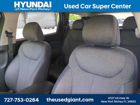Used 2023 Hyundai Santa Fe SE FWD image 7