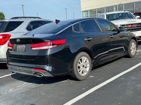 Used 2018 Kia Optima LX FWD image 3