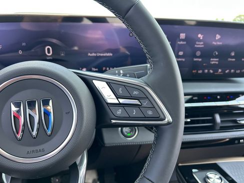 New 2026 Buick Enclave Avenir AWD/4WD image 22