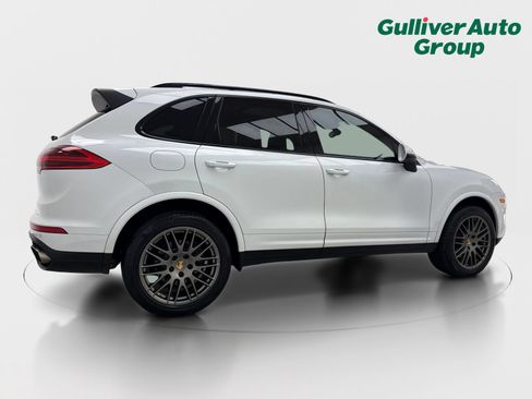 Used 2018 Porsche Cayenne Platinum Edition AWD/4WD image 9