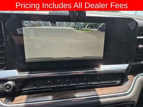 Used 2025 Chevrolet Silverado 1500 LT Trail Boss w/ Convenience Package II AWD/4WD image 14