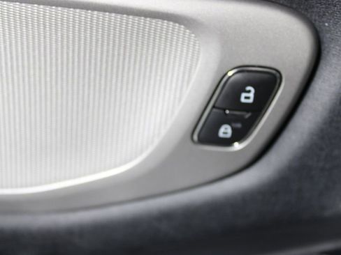 Certified 2025 Ford Expedition Active image 23