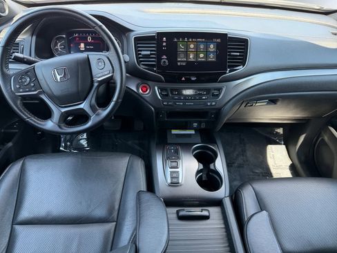 Used 2023 Honda Passport EX-L image 6