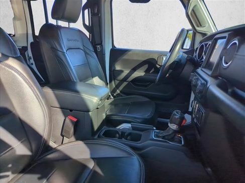 Used 2020 Jeep Wrangler Unlimited Sahara image 26