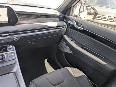 New 2025 Hyundai Palisade Calligraphy image 12