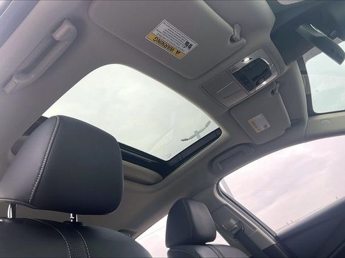 Used 2022 Acura TLX w/ Technology Package image 27