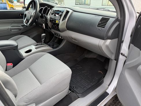 Used 2012 Toyota Tacoma 4x4 Double Cab w/ SR5 Pkg image 91