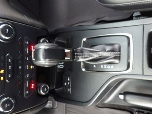 Certified 2019 Ford Ranger Lariat w/ Trailer Tow Package image 26