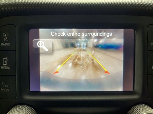 Certified 2020 Jeep Gladiator Sport image 17