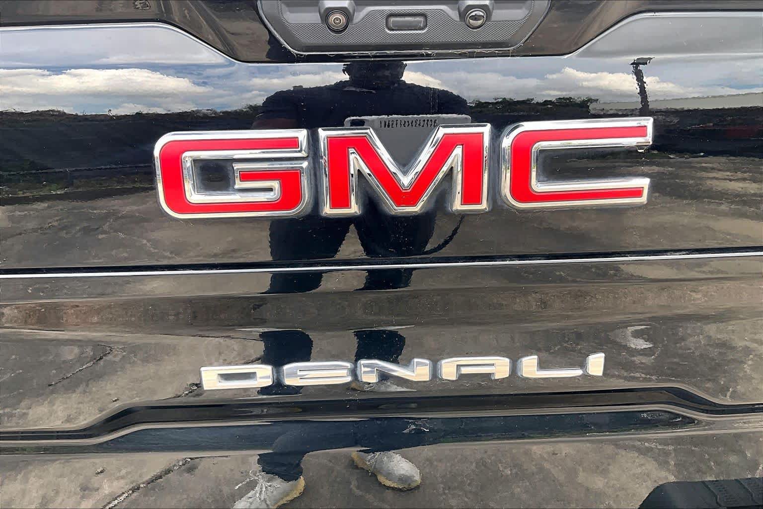 Used 2022 GMC Sierra 1500 Denali AWD/4WD image 31