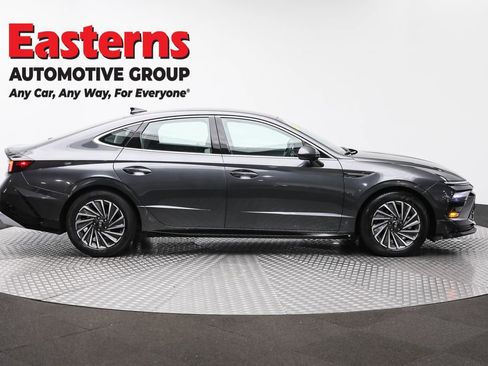 Used 2025 Hyundai Sonata SEL image 4