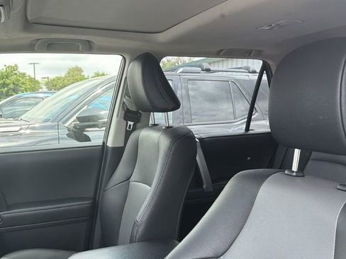 Used 2023 Toyota 4Runner SR5 Premium w/ Moonroof Package image 9