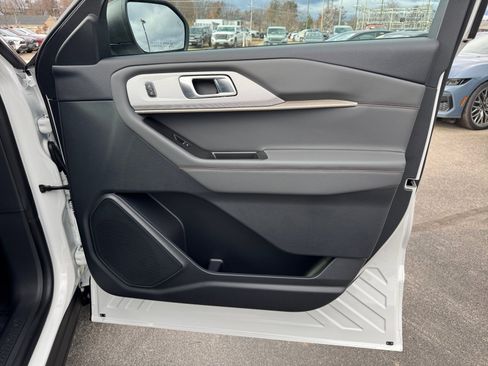 New 2026 Ford Explorer Active w/ Active Comfort Package image 29