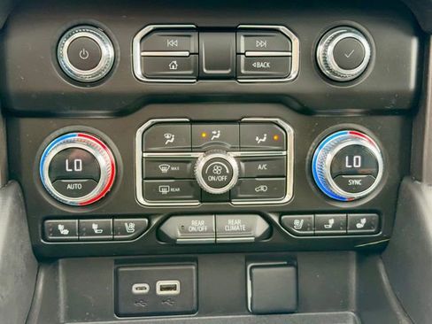 Used 2023 GMC Yukon AT4 w/ AT4 Premium Plus Package AWD/4WD image 22