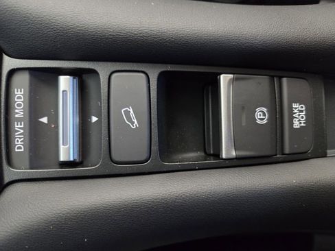 New 2026 Honda HR-V LX image 40