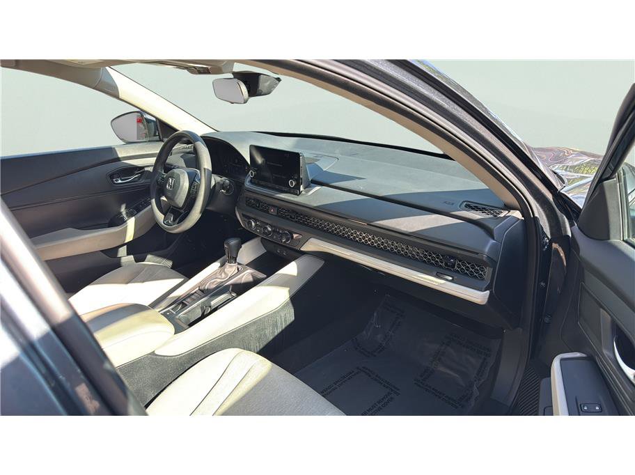 Used 2023 Honda Accord LX image 14