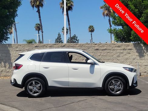 Used 2023 BMW X1 xDrive28i AWD/4WD image 32