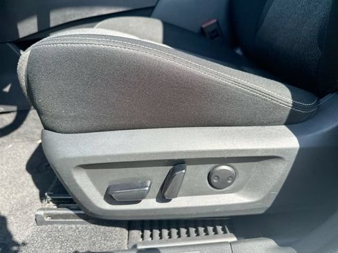 Used 2024 Nissan Rogue SV AWD/4WD image 37