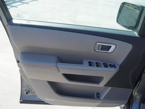 Used 2011 Honda Pilot EX-L image 32