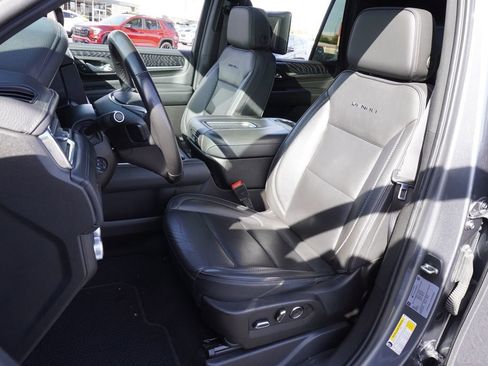 Certified 2021 GMC Yukon Denali w/ Denali Premium Package image 13