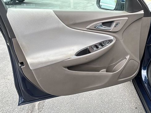 Used 2021 Chevrolet Malibu LT image 9