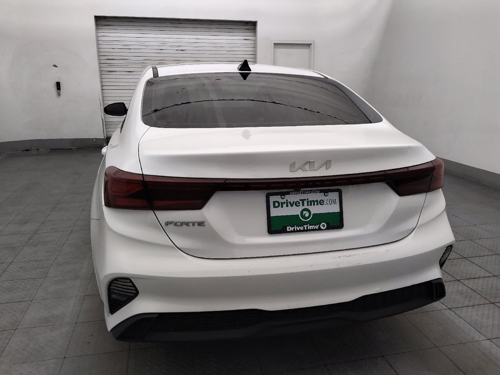 Used 2024 Kia Forte LXS w/ LXS Technology Package FWD image 6