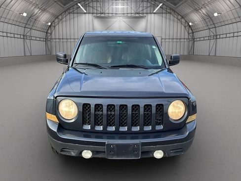 Used 2014 Jeep Patriot Sport w/ Power Value Group FWD image 8