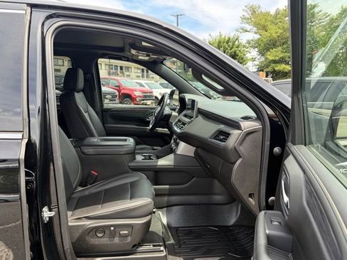 Used 2021 GMC Yukon XL SLT AWD/4WD image 25