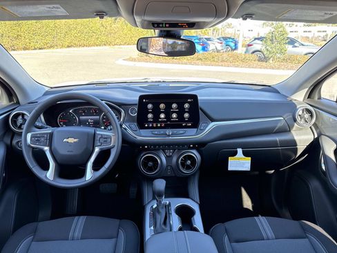 New 2026 Chevrolet Blazer LT w/ Midnight/Sport Edition FWD image 12