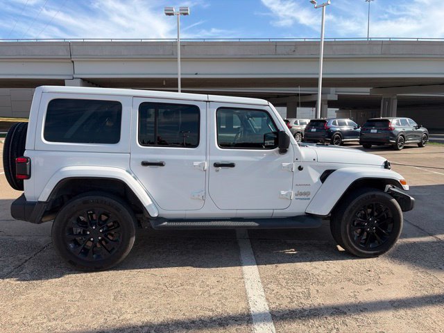 Used 2021 Jeep Wrangler Unlimited Sahara w/ Cold Weather Group AWD/4WD image 6