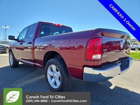 Used 2024 RAM 1500 Classic SLT AWD/4WD image 5