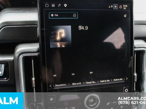 Used 2025 GMC Yukon XL Denali AWD/4WD image 36