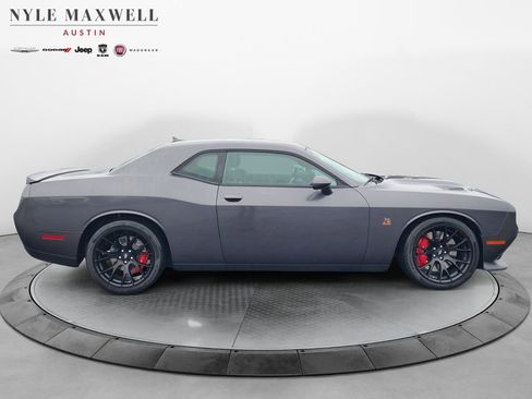Used 2019 Dodge Challenger R/T Scat Pack w/ Dynamics Package image 17