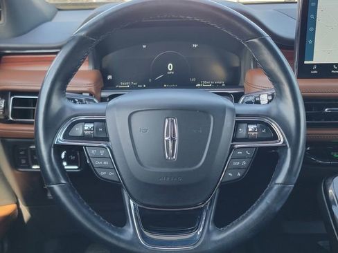 Certified 2023 Lincoln Nautilus Reserve AWD/4WD image 32